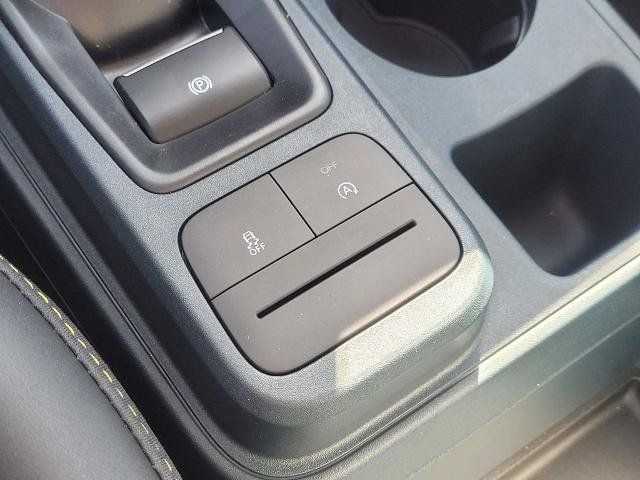 Used 2025 Ford Maverick Lobo AWD/4WD image 50