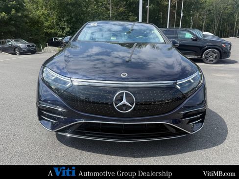 Certified 2023 Mercedes-Benz EQS 580 4MATIC Sedan image 3