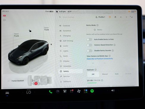 Used 2022 Tesla Model Y Long Range AWD/4WD image 27