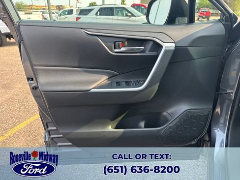 Used 2023 Toyota RAV4 SE AWD/4WD image 28