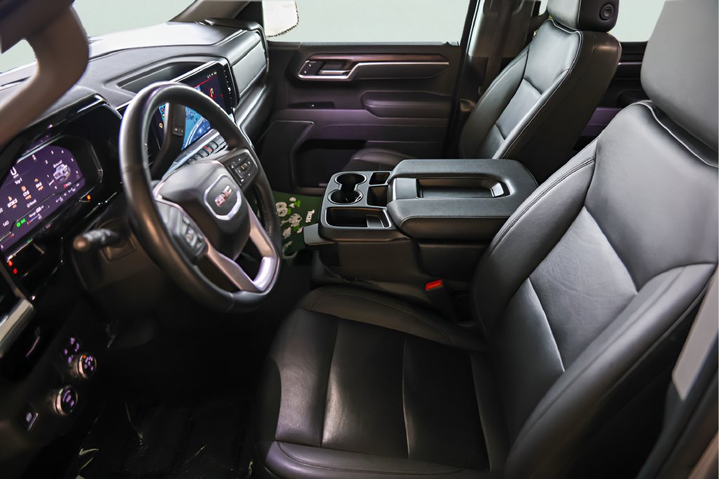 Used 2025 GMC Sierra 1500 SLT RWD image 11