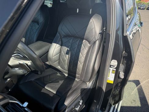 Used 2024 BMW X5 sDrive40i w/ Premium Package RWD image 11