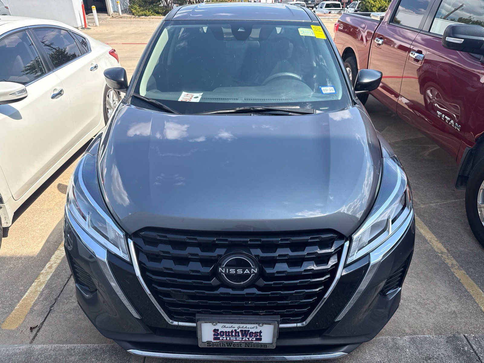 Used 2024 Nissan Kicks S FWD image 2