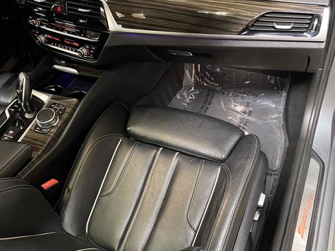Used 2017 BMW 540i xDrive AWD/4WD image 86