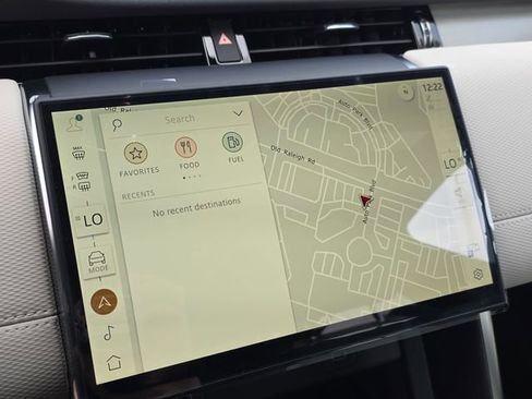 Used 2026 Land Rover Discovery Sport Landmark AWD/4WD image 22