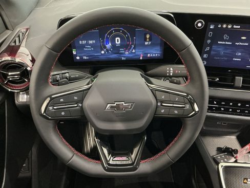 New 2026 Chevrolet Equinox RS image 24