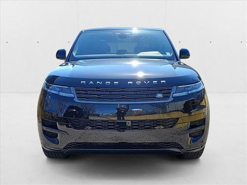 New 2025 Land Rover Range Rover Sport image 2
