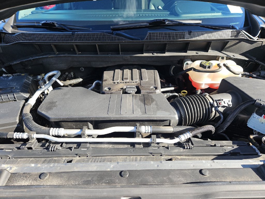 Certified 2023 Chevrolet Silverado 1500 LT AWD/4WD image 35