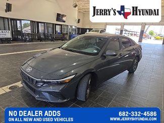 Used 2024 Hyundai Elantra SEL FWD video 1