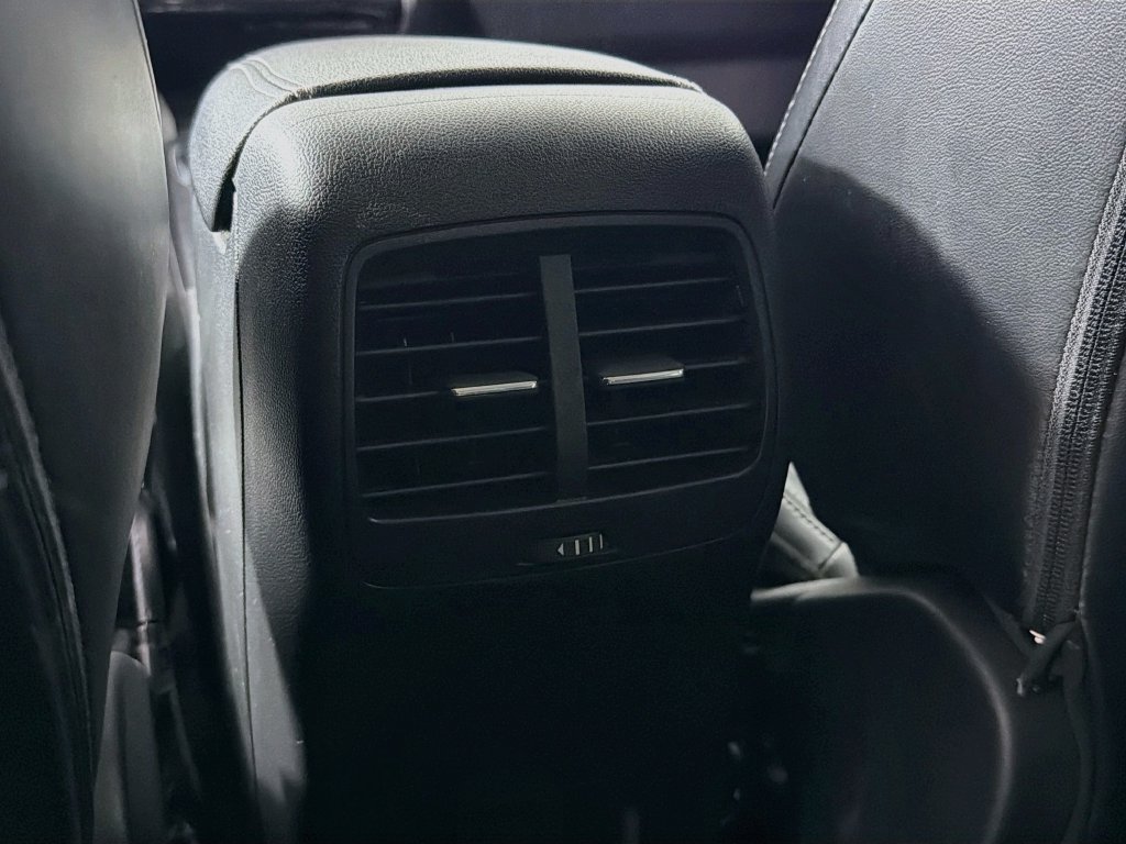 Used 2024 Ford Escape Platinum AWD/4WD image 25