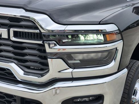 New 2026 RAM 3500 Tradesman AWD/4WD image 9