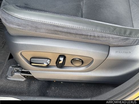 Used 2023 Lexus RZ 450e Premium image 20