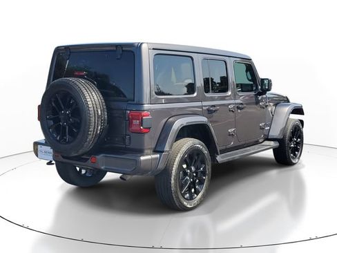 Used 2021 Jeep Wrangler Unlimited Sahara AWD/4WD image 4