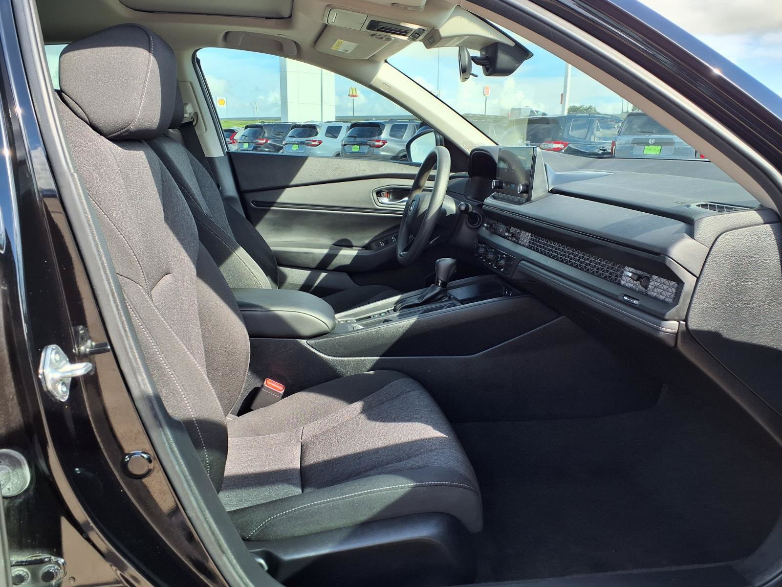 Certified 2023 Honda Accord EX image 14