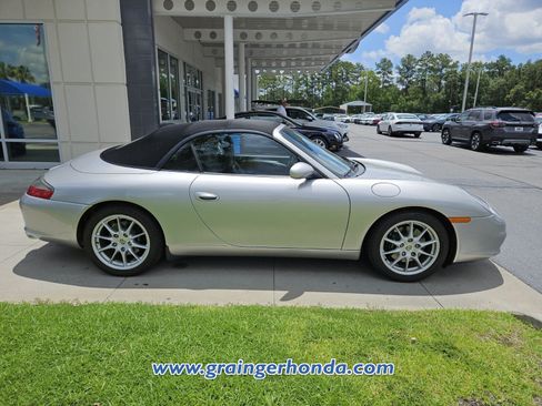 Used 2002 Porsche 911 Carrera RWD image 6