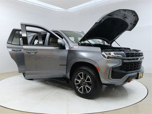 Used 2022 Chevrolet Tahoe Z71 w/ Z71 Off-Road Package image 9