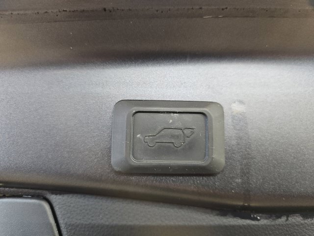 Used 2022 Toyota RAV4 XSE w/ XSE Grade Weather Package AWD/4WD image 34