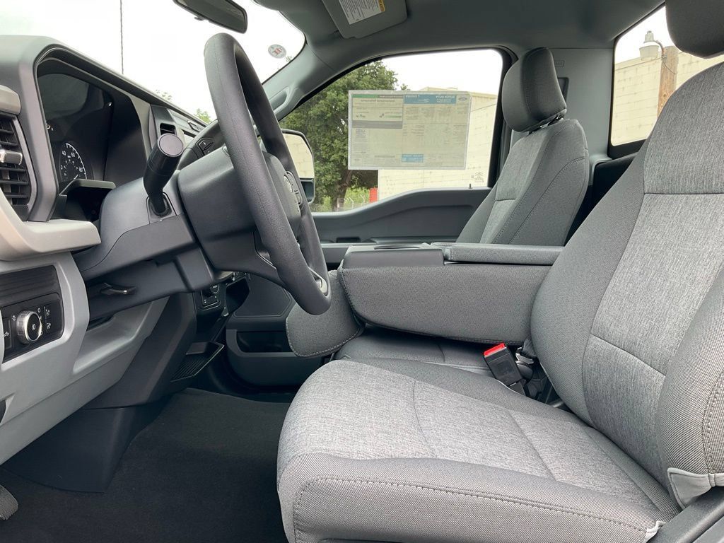 New 2025 Ford F350 XL w/ STX Appearance Package AWD/4WD image 50
