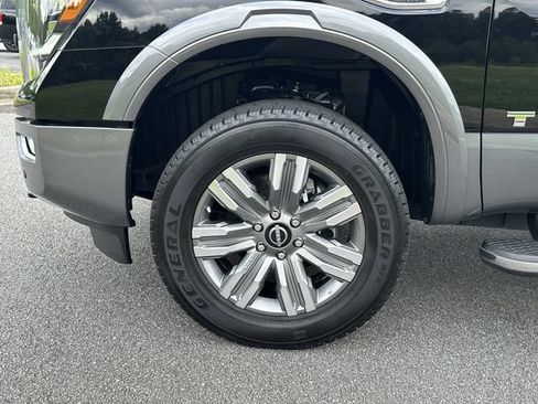 Certified 2024 Nissan Titan Platinum Reserve w/ Moonroof Package AWD/4WD image 13