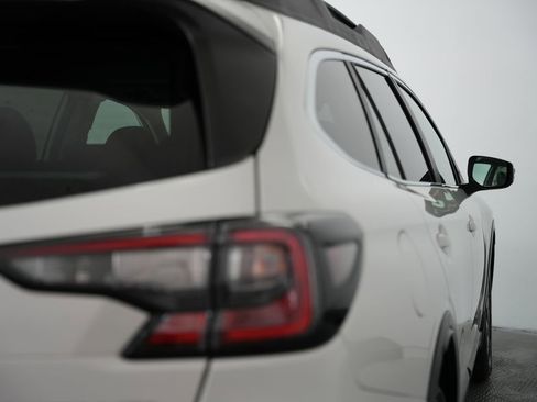 Used 2020 Subaru Outback Limited image 70