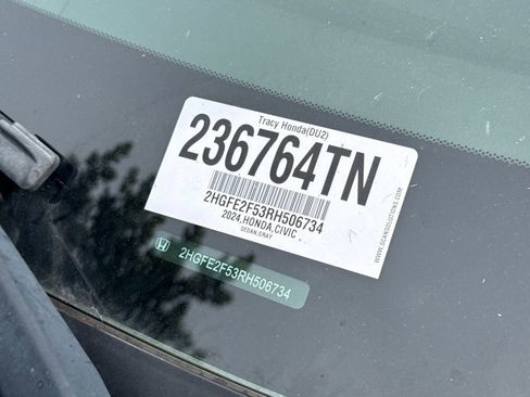 Used 2024 Honda Civic Sport image 3