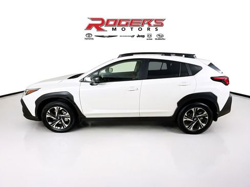 Certified 2024 Subaru Crosstrek 2.0i Premium image 4