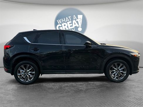 Used 2019 MAZDA CX-5 Signature image 2