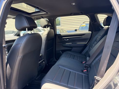 Used 2025 Honda CR-V Sport-L image 29