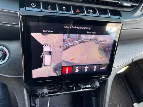 New 2025 Jeep Grand Cherokee L Limited w/ Luxury Tech Group II image 15