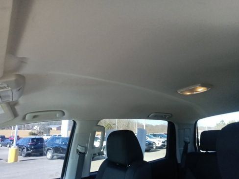 Used 2016 Toyota Tundra SR5 image 14