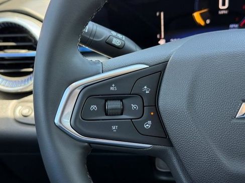 New 2026 Chevrolet Trax LT w/ LT Convenience Package FWD image 25