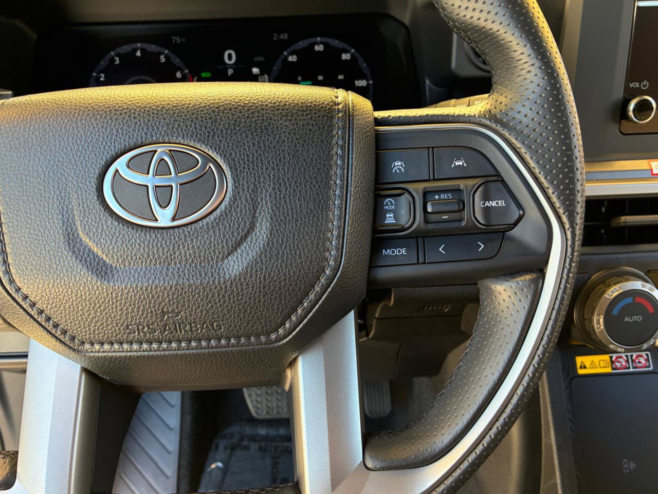 Used 2025 Toyota 4Runner TRD Off-Road AWD/4WD image 25