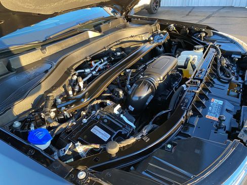 Used 2023 Ford Explorer ST-Line w/ Class IV Trailer Tow Package image 40