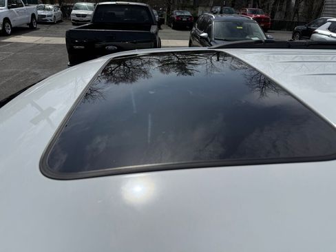 Used 2021 Dodge Durango GT image 9