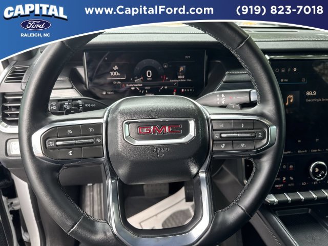 Used 2026 GMC Acadia Elevation w/ Elevation Premium Package FWD image 24
