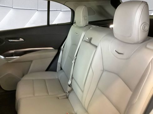 Used 2021 Cadillac XT4 Luxury image 18