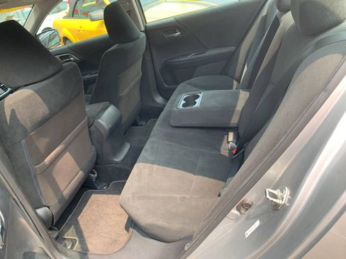 Used 2013 Honda Accord LX image 12