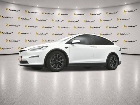 Used 2022 Tesla Model X AWD/4WD image 40