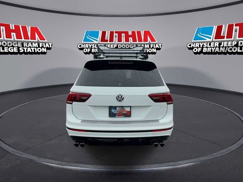 Used 2021 Volkswagen Tiguan SE R-Line w/ 3rd Row Seat Package AWD/4WD image 7
