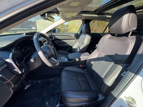 Used 2025 MAZDA CX-50 2.5 Hybrid w/ Premium Plus Pkg image 34