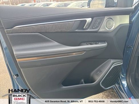 Used 2026 Buick Enclave Avenir w/ Super Cruise Package AWD/4WD image 16