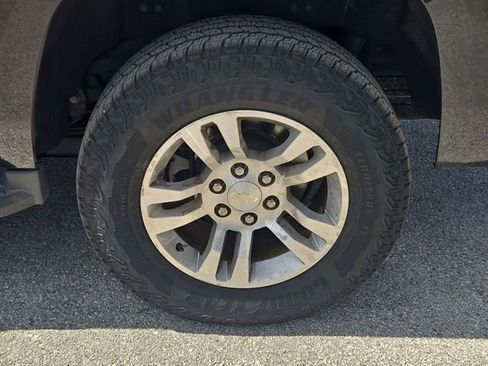 Used 2018 Chevrolet Tahoe LS image 6