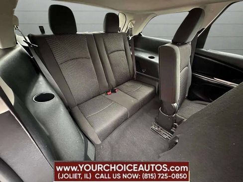 Used 2020 Dodge Journey SE image 10
