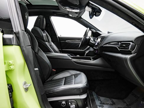 Used 2021 Maserati Levante S GranSport image 50