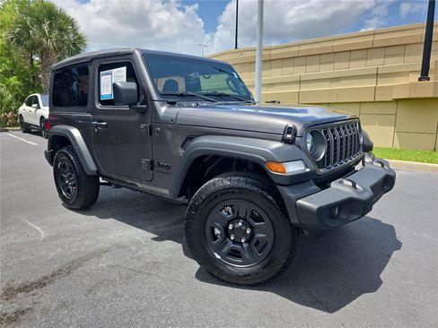 Used 2025 Jeep Wrangler Sport AWD/4WD image 25