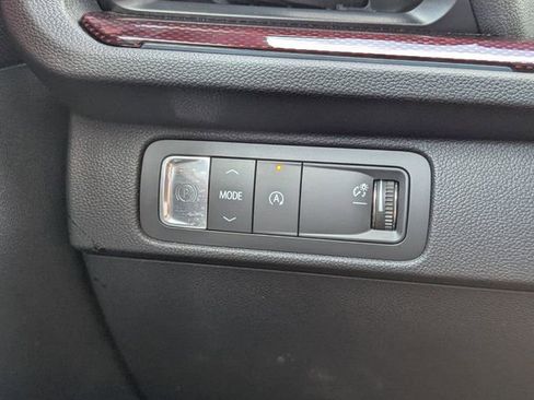 Certified 2024 Chevrolet Traverse RS image 24