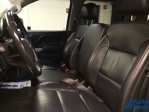 Used 2018 Chevrolet Silverado 1500 LTZ Z71 w/ LTZ Plus Package AWD/4WD image 31