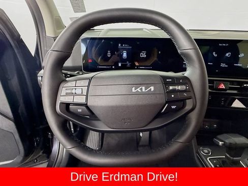 Used 2026 Kia Sportage LX AWD/4WD image 11