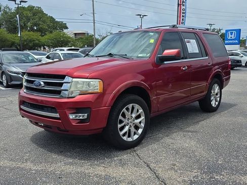 Used 2017 Ford Expedition Limited w/ Equipment Group 301A RWD image 8
