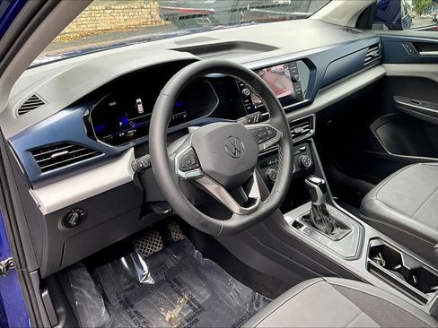 Used 2022 Volkswagen Taos SE image 18